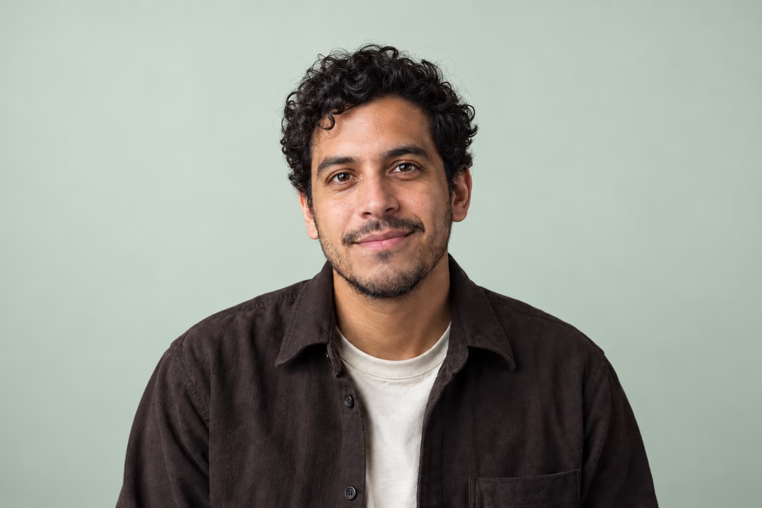 Illustrative portrait of a professional in a dark shirt